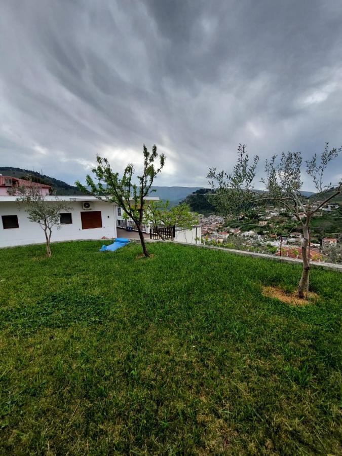Guest House Gorani Berat Exterior foto