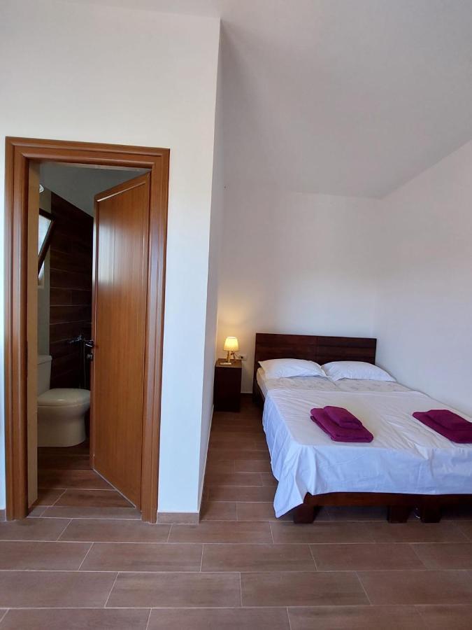 Guest House Gorani Berat Exterior foto