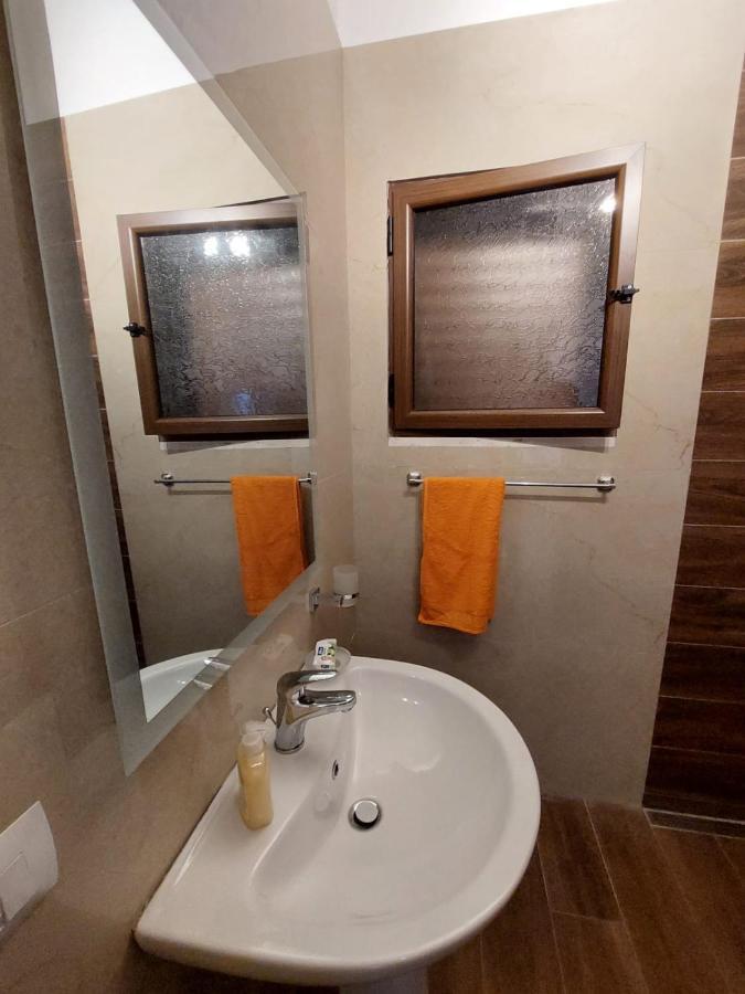 Guest House Gorani Berat Exterior foto